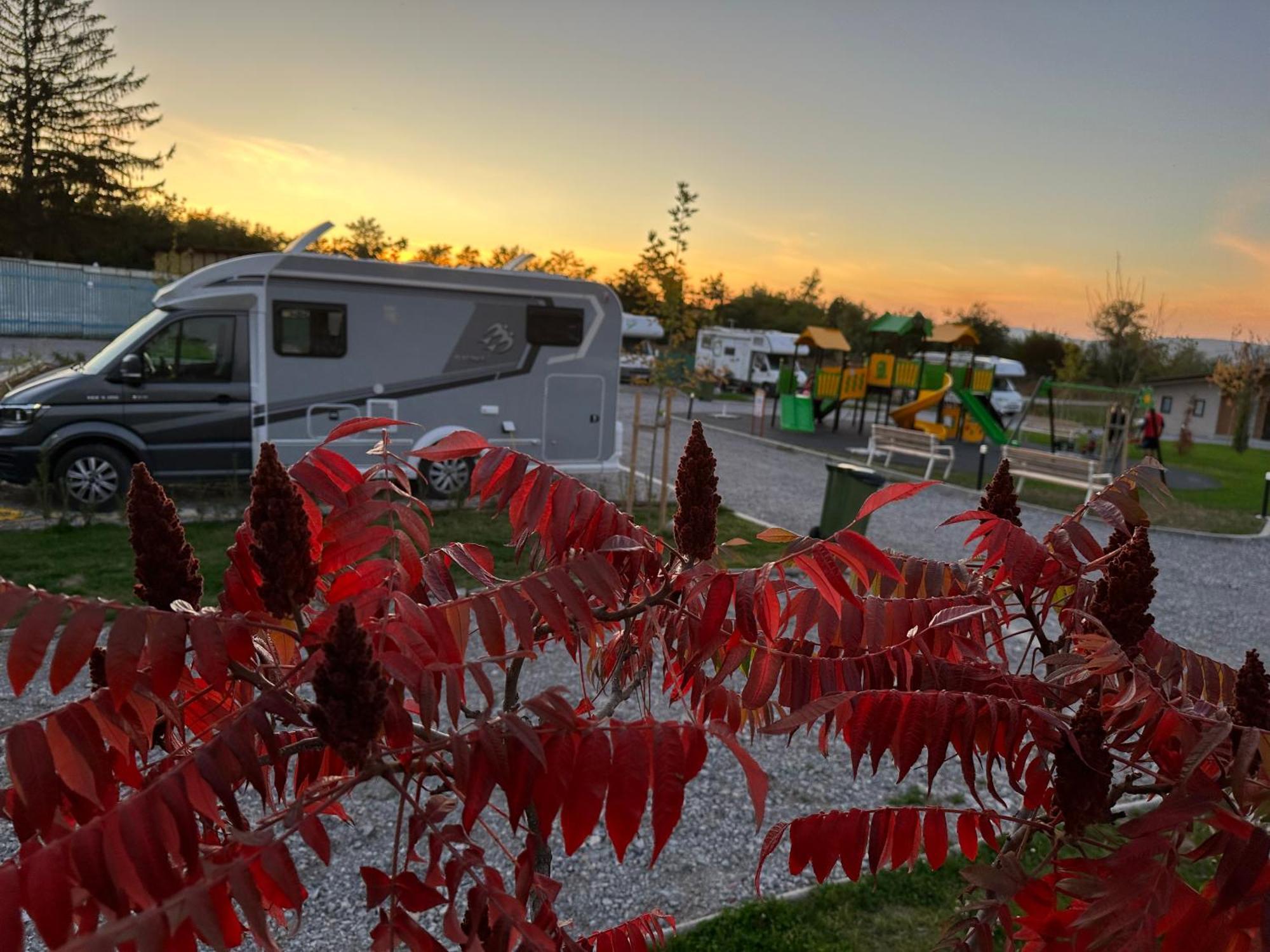 7 Lakes Camping Szapareva Banja Kültér fotó