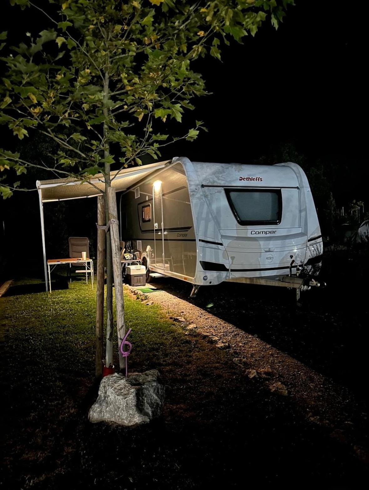 7 Lakes Camping Szapareva Banja Kültér fotó
