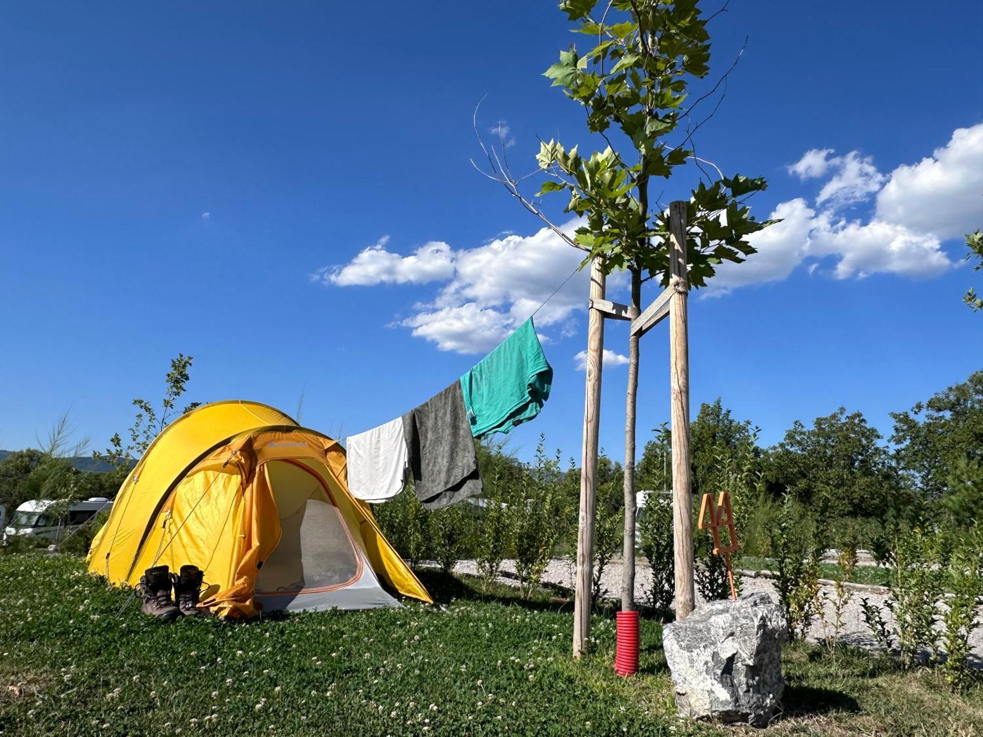 7 Lakes Camping Szapareva Banja Kültér fotó
