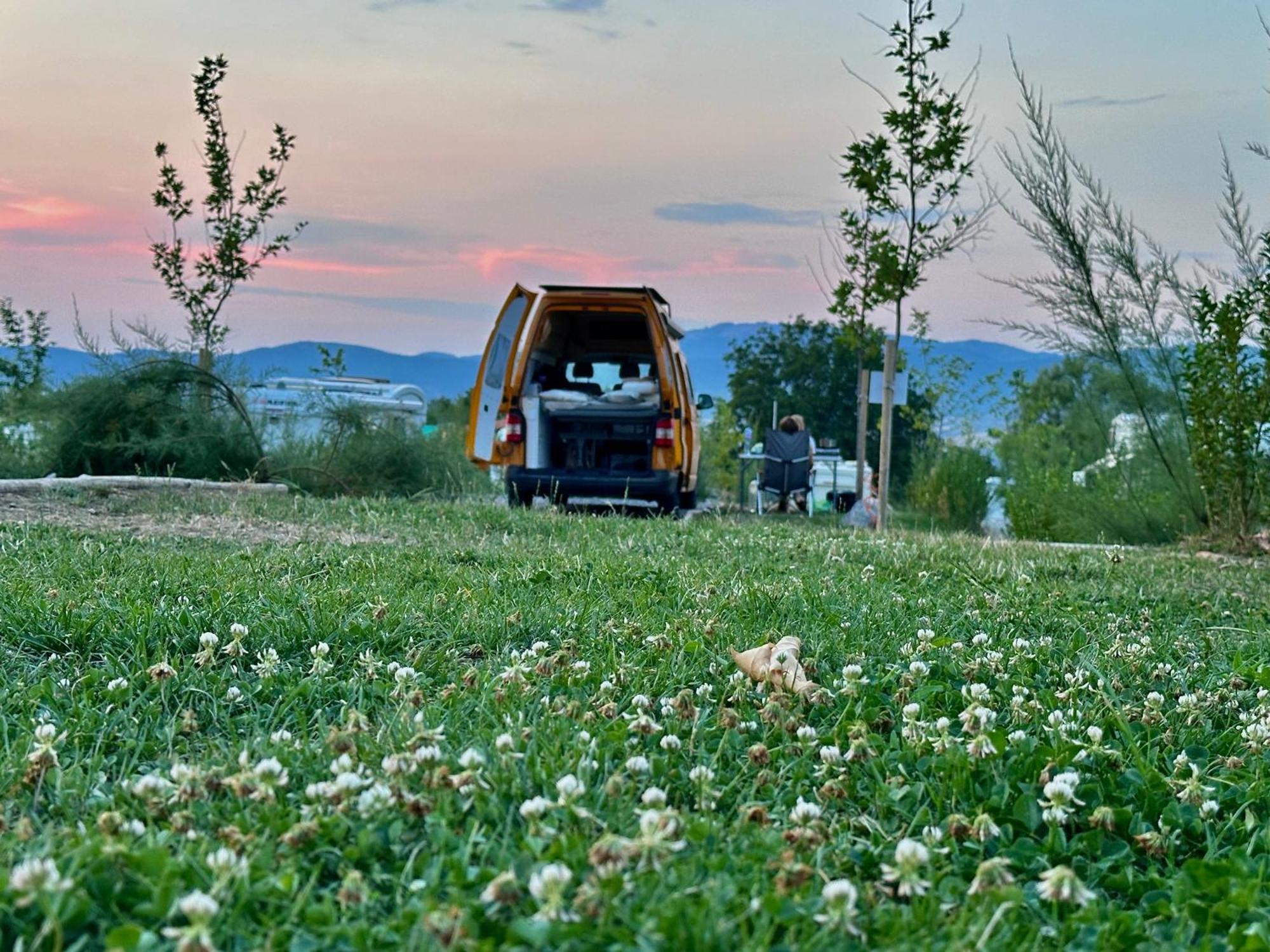7 Lakes Camping Szapareva Banja Kültér fotó