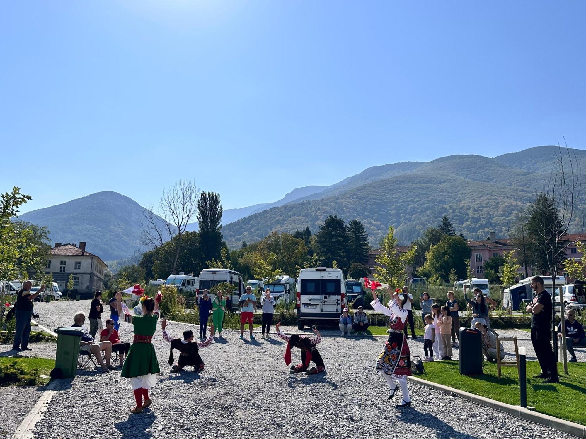 7 Lakes Camping Szapareva Banja Kültér fotó